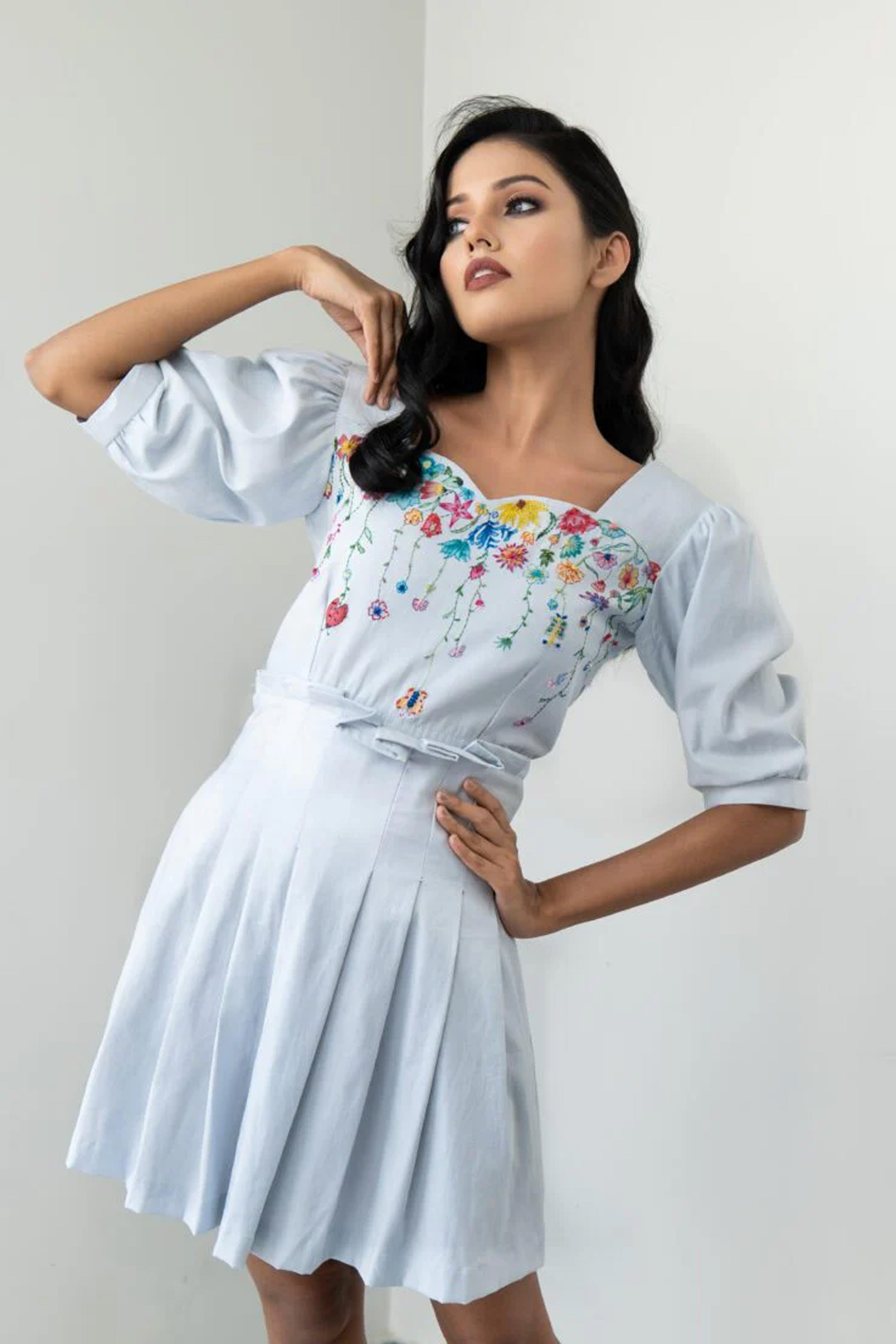 Sweetheart Embroidery Dress