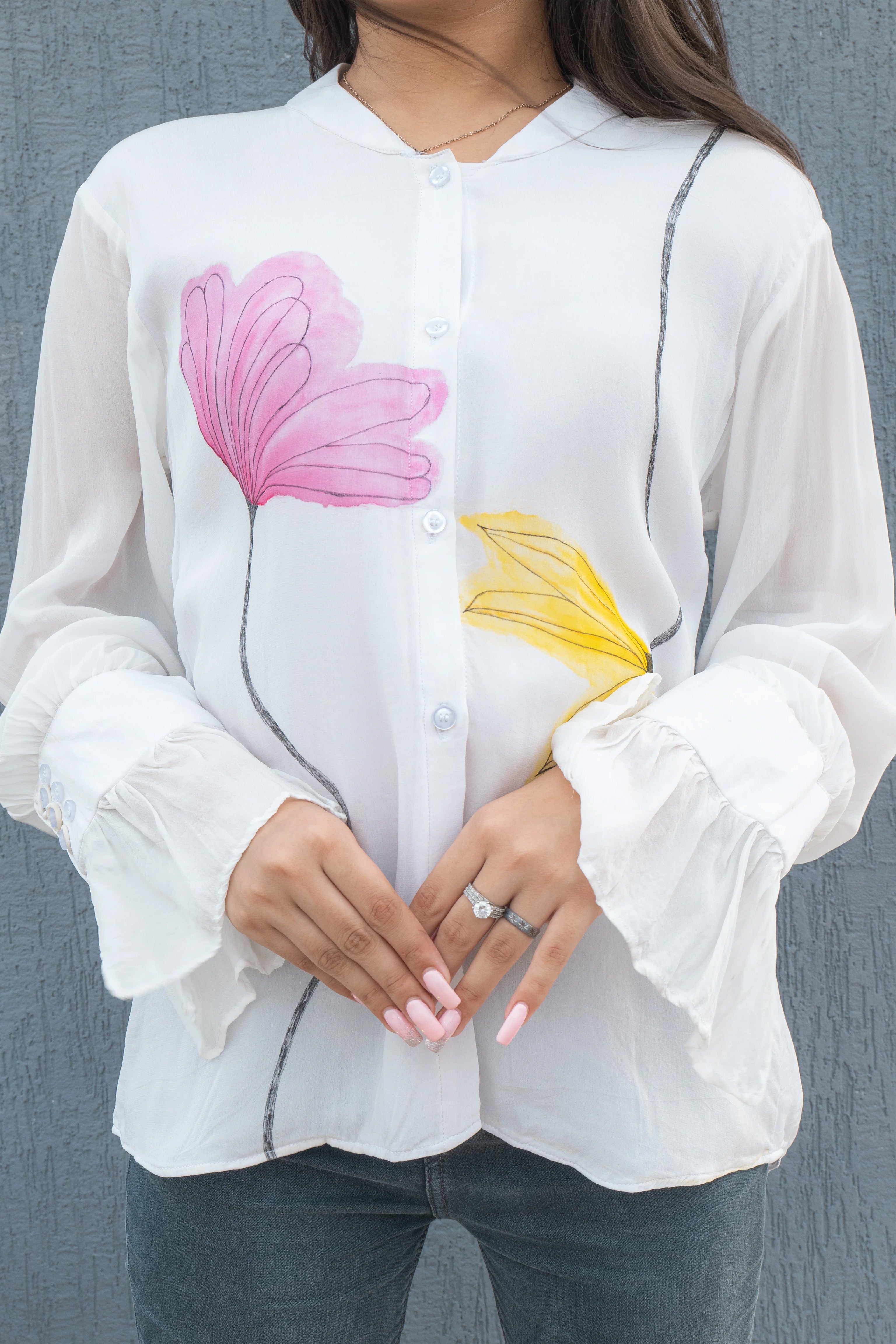 Hand painted flip floral motif