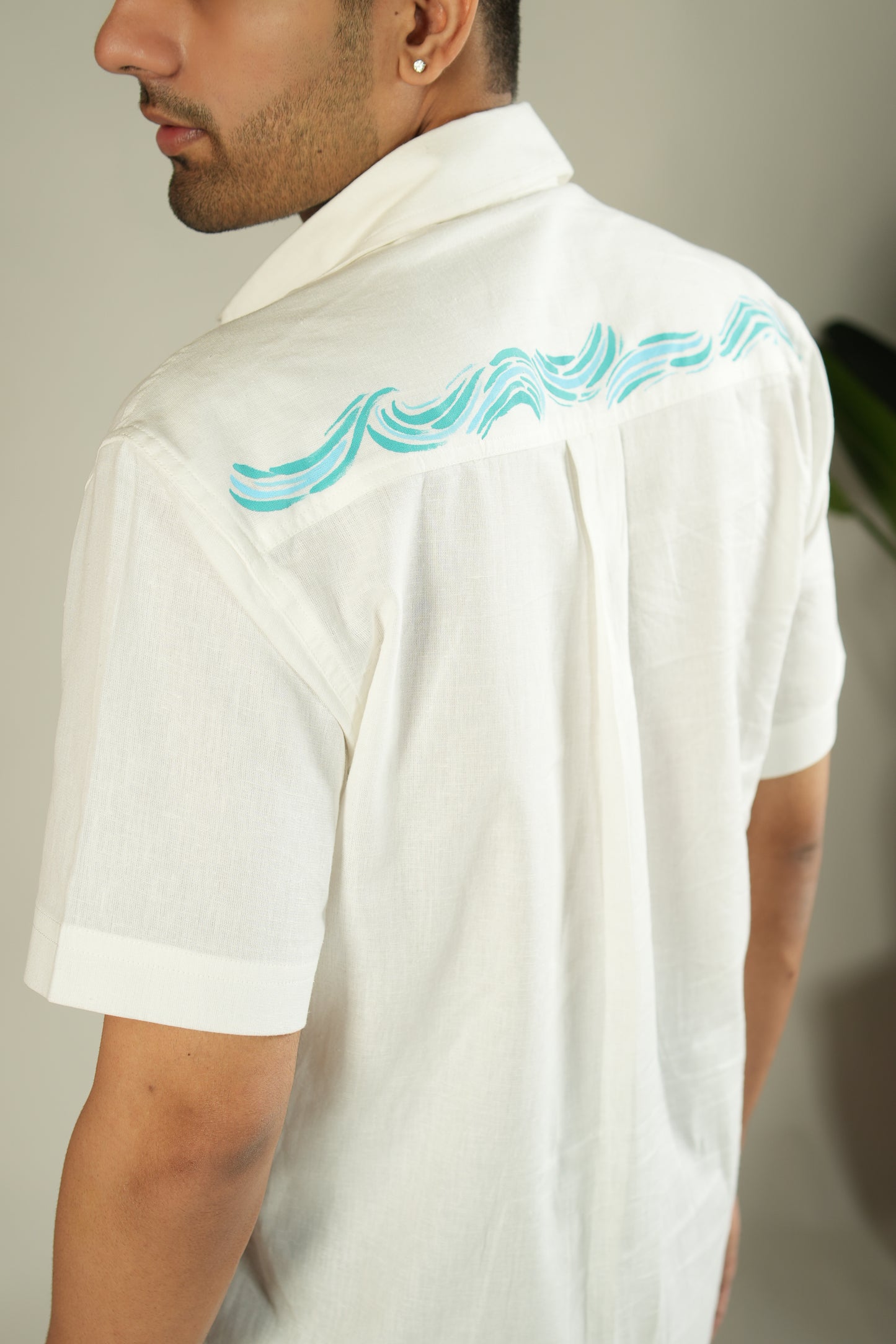 Curl - White wave shirt