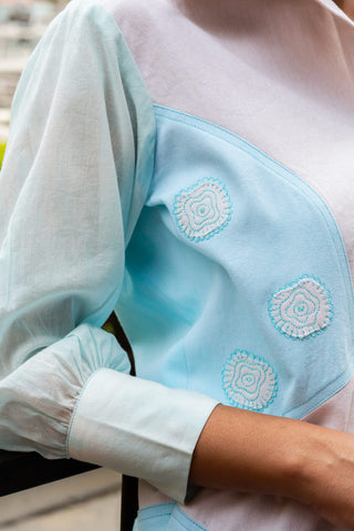 Off horizon – Blue blocks shirt