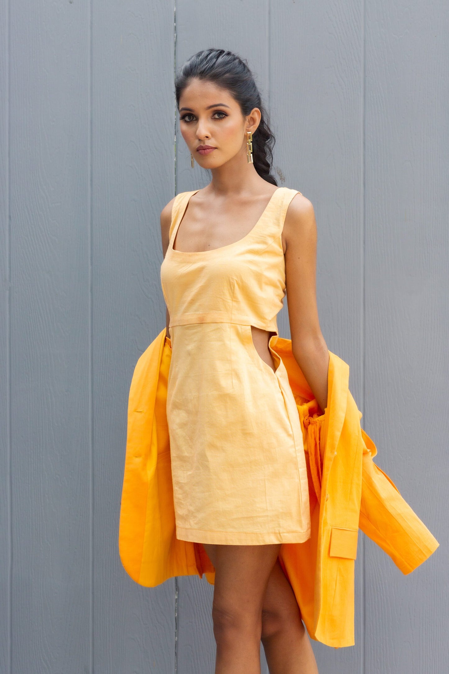 Caracara – Waist cut yellow dress