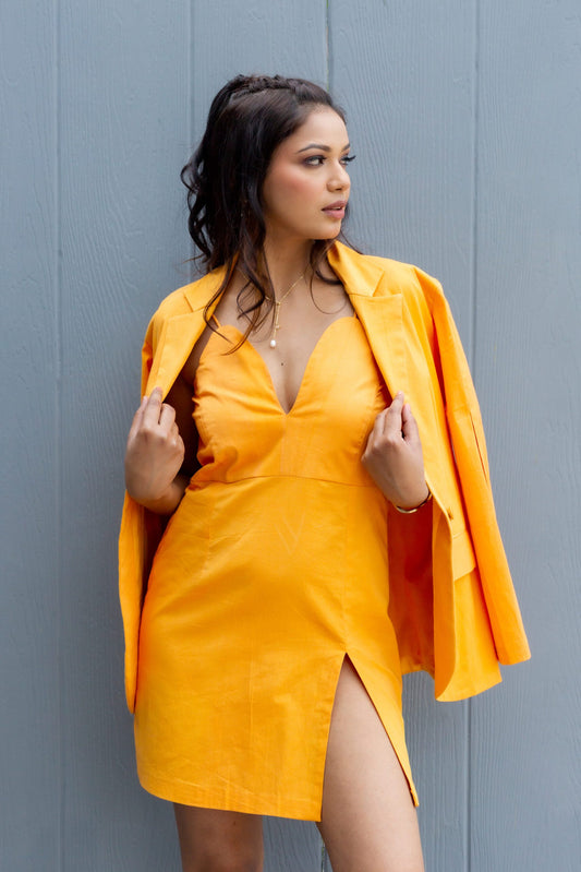 The ochre – Orange dress with blazer