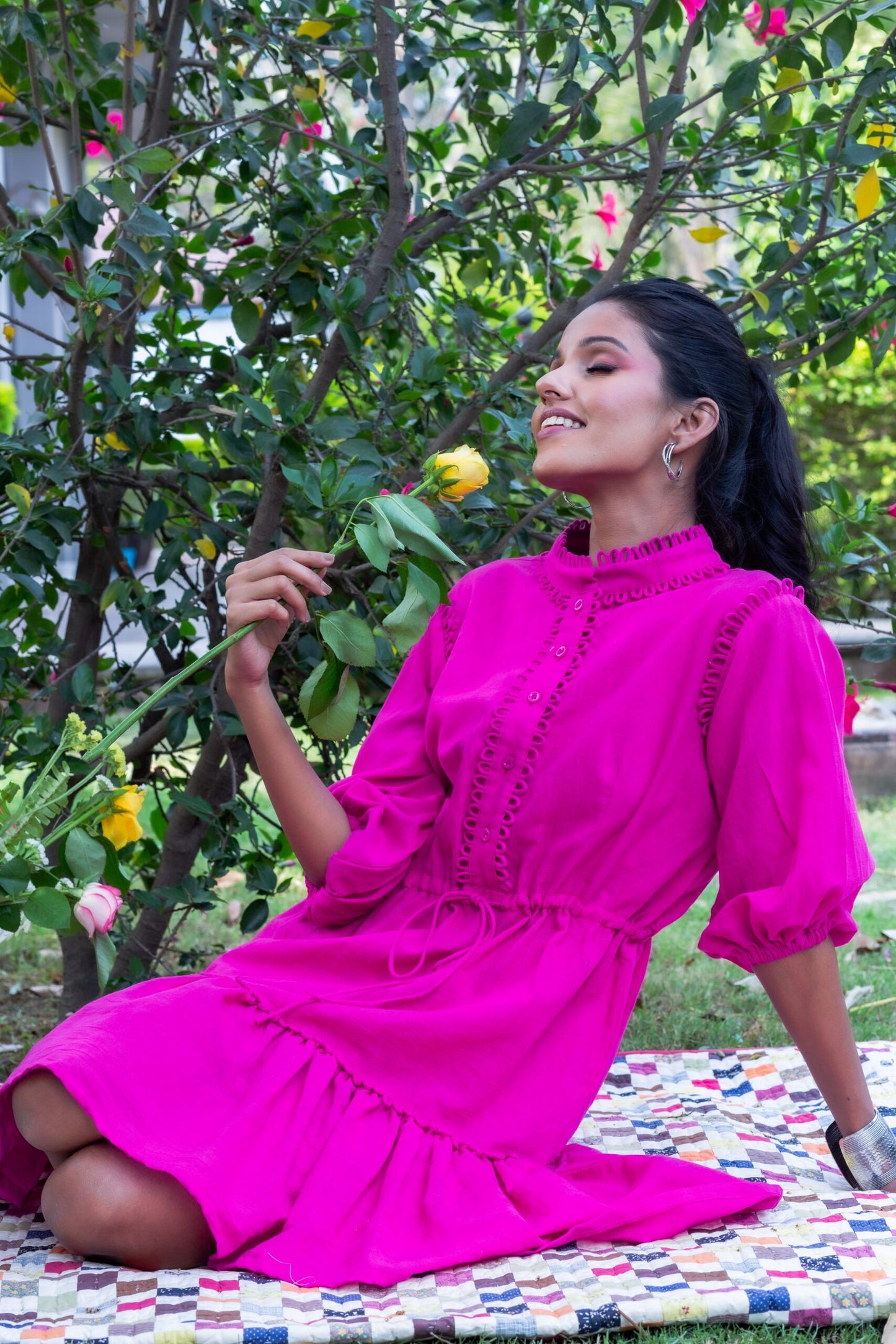 Fuschia Twist – Pink loop dress